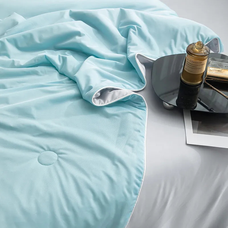 ChillQuilt™: Smooth Cooling Comforter