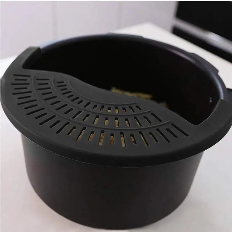 Pasta Strainer Grease Drainer for Frying Pan Food Drainer for Meat Vegetables Fruit Fits Pots Pans and Bowls Silicone Kitchen