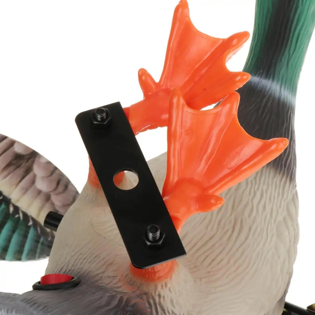 3D Flying Duck Decoy Fishing Shooting Lure & Garden Decor Lawn Ornaments